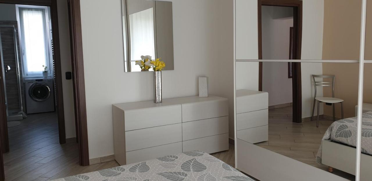 Karina House - Como Luaran gambar