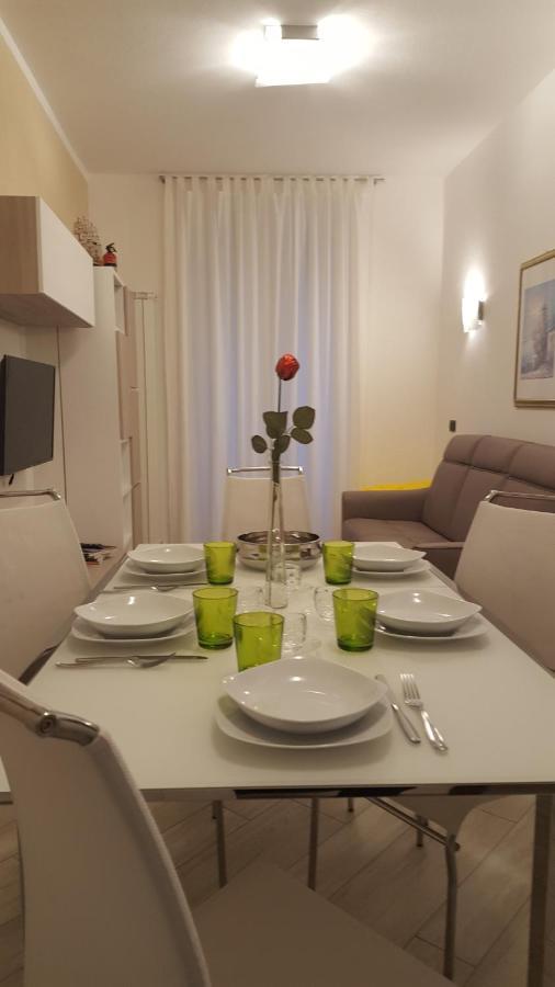 Karina House - Como Luaran gambar