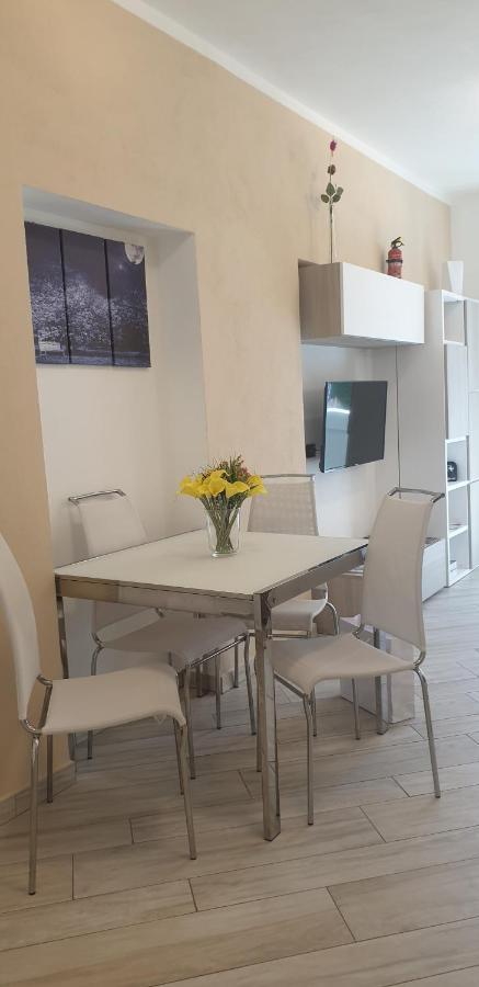 Karina House - Como Luaran gambar