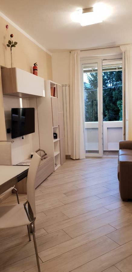 Karina House - Como Luaran gambar